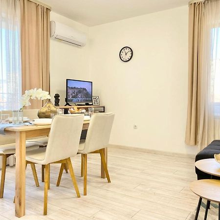 Central Apartment For 4 Guests Next To State Opera Stara Zagora Exterior foto